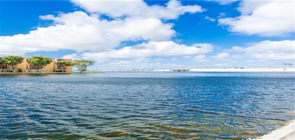 4717 NW 7th St # 705-10 Miami Florida, 33126 | Beautiful Condo