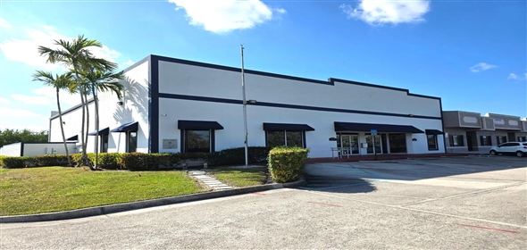 12438 Wiles Rd Coral Springs Florida, 33076 | Beautiful Warehouse Office