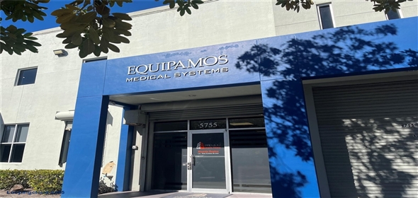 5755 NW 151st St Miami Lakes Florida, 33014 | Beautiful Warehouse Office