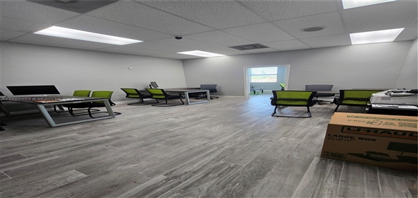 3408 W 84th St # 208 Hialeah Florida, 33018 | Beautiful  Office