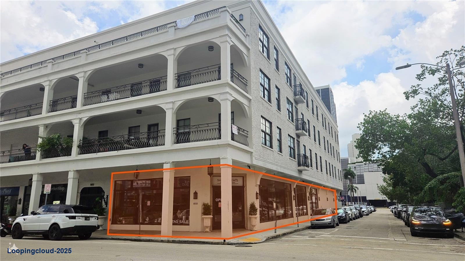 Amazing Retail Space