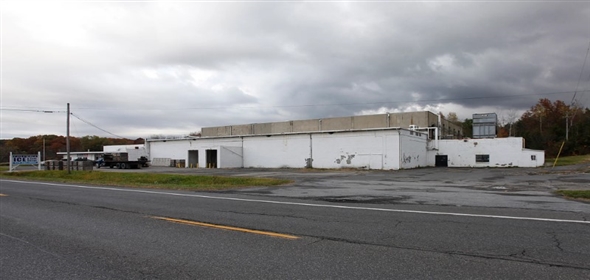 2990 U.S. 9 Hudson New York, 12534 | Refrigerator Space; 30,000 SF - US Rt 9 Columbia County