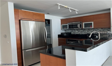  Amazing Condo