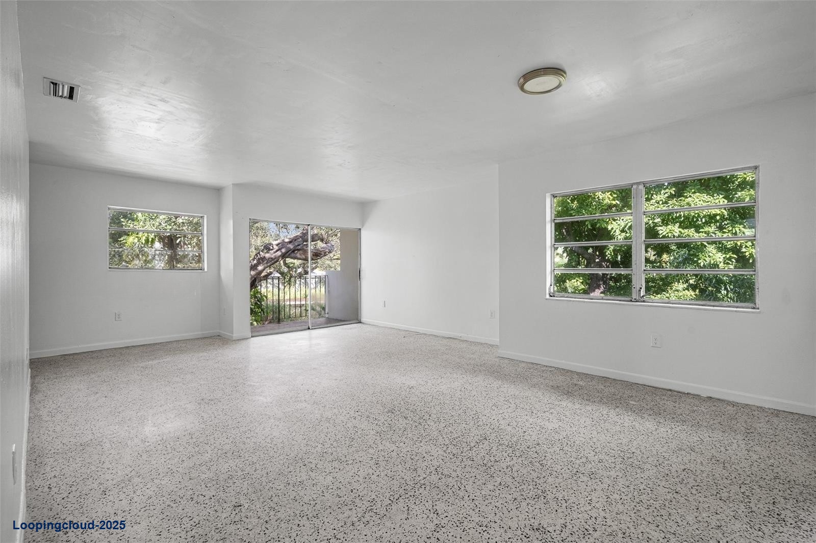 Commercial Property for Sale in Miami Florida 33161