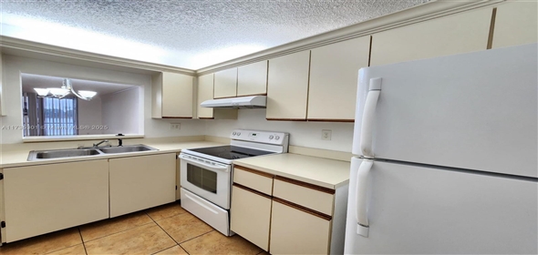 3300 NW 46th St # 102 Oakland Park Florida, 33309 | Amazing Condo