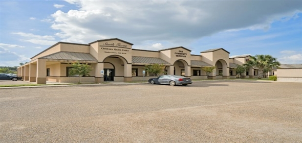 3118 & 3120 Center Pointe Dr. Edinburg Texas, 78539 | Commercial Suite Available