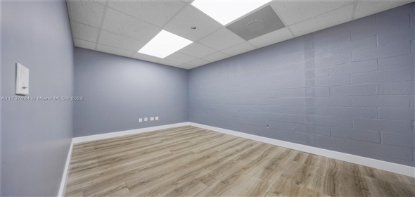 11383 NW 122nd St # 9 Medley Florida, 33178 | Beautiful Free Standing Space