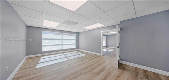 11383 NW 122nd St # 9 Medley Florida, 33178 | Beautiful Free Standing Space