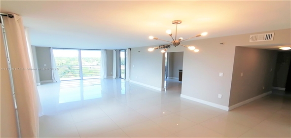 17890 W Dixie Hwy 518 Hwy # 518 North Miami Beach Florida, 33160 | Amazing Condo