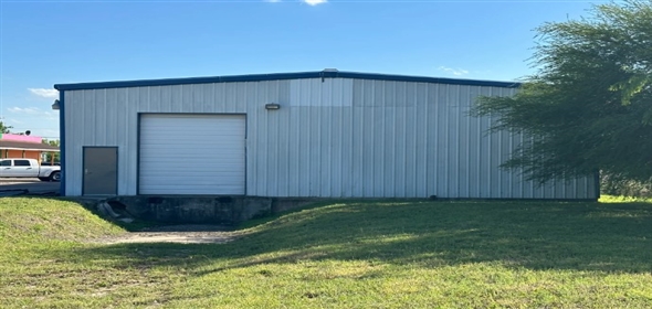 3911 W State Highway 107 Edinburg Texas, 78539 | Industrial Building