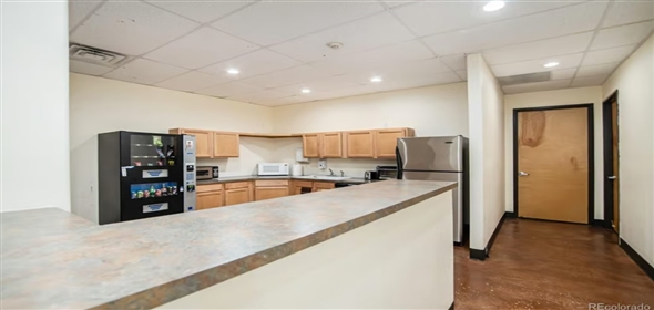 10390 Bradford Road # 100 Littleton Colorado, 80127 | Prime Owner/User Office Opportunity in Littleton, CO