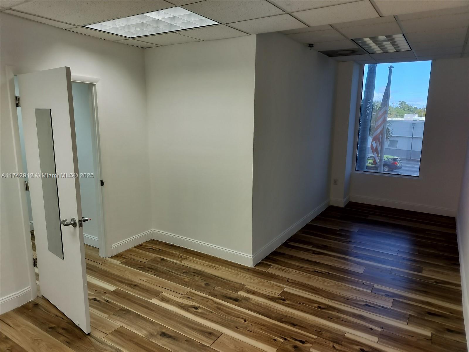 Office for Sale in North Miami Florida 33181