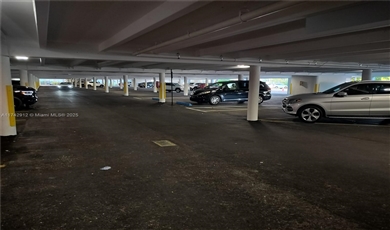 Office for Sale in North Miami Florida 33181