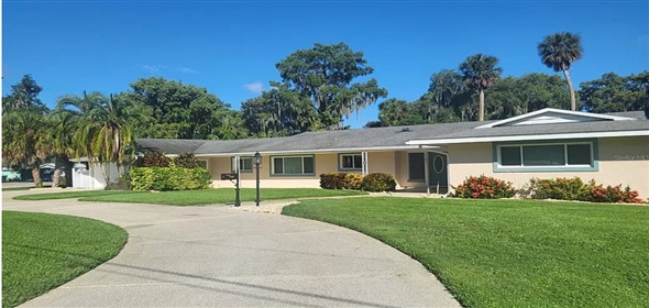 1101 Lakeshore Blvd Tavares Florida, 32778 | Stunning Totally Renovated Home