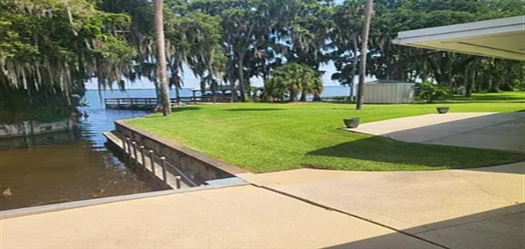 1101 Lakeshore Blvd Tavares Florida, 32778 | Stunning Totally Renovated Home