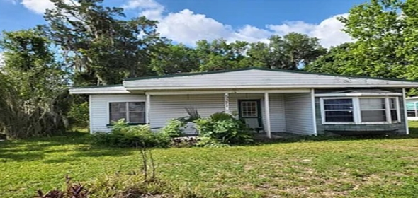5371 & 5357 E Warm Springs Ave Wildwood Florida, 34785 | Cozi House