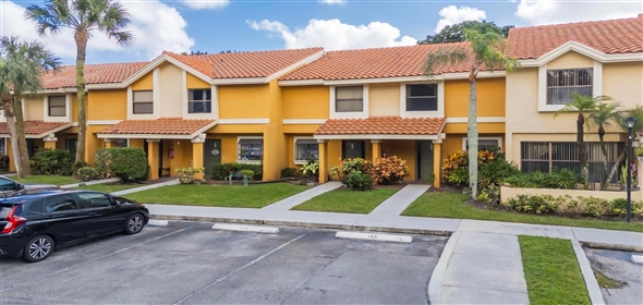 3694 Coral Tree Cir # 3694 Coconut Creek Florida, 33073 | Beautiful Townhouse