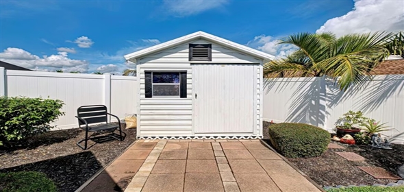 13570 Overton AVENUE Port Charlotte Florida, 33981 | Perfect Oasis in Beautifully Maintained Home