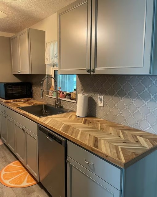 Beautiful Home in Gardens of Gulf Cove