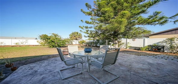 6543 Coliseum BOULEVARD Port Charlotte Florida, 33981 | RARELY AVAILABLE TWO CAR GARAGE Single Family Home