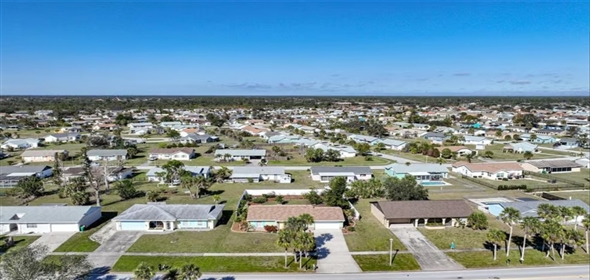 6543 Coliseum BOULEVARD Port Charlotte Florida, 33981 | RARELY AVAILABLE TWO CAR GARAGE Single Family Home