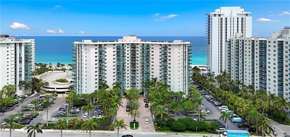 3901 S Ocean Dr # 10D Hollywood Florida, 33019 | Beautiful Condo
