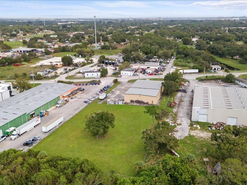 315 Angle Rd
