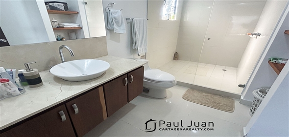 Kilometer 9 on the road to Barranquilla.  Bolivar, 130002 | Beautiful Single family home