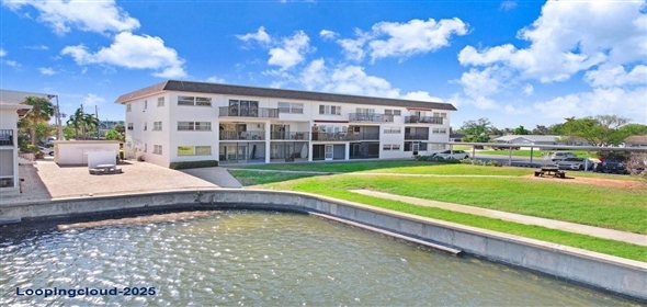 3789 46TH AVENUE 205 Gulfport Florida, 33711 | Beautiful Condo