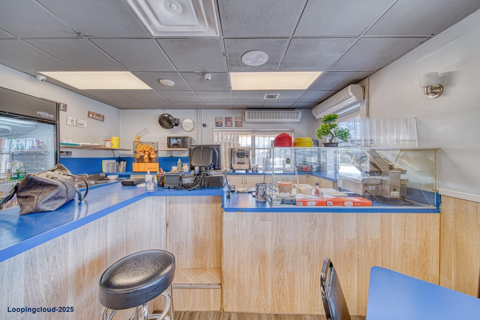 Nice Cafe Restaurant