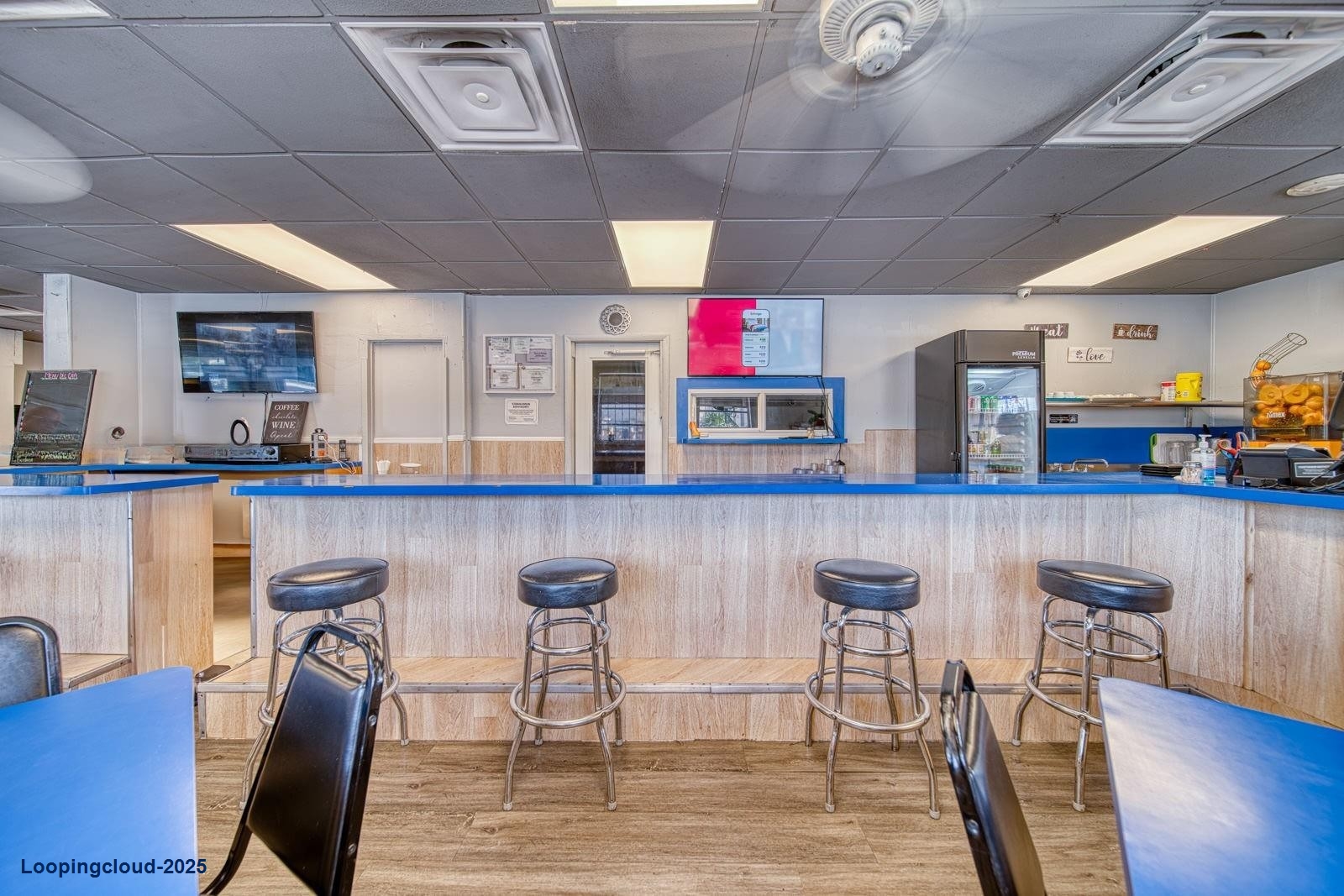 Nice Cafe Restaurant