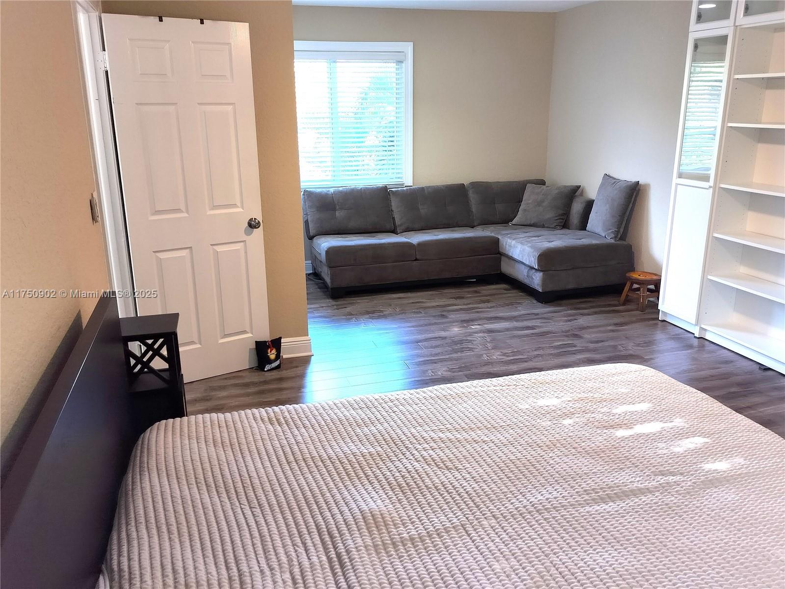 Beautiful and Spacious Singlehome