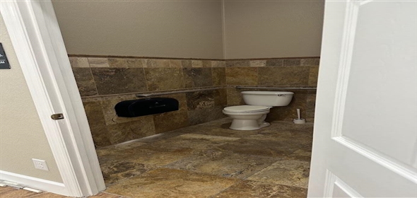 1139 E Silver Springs Blvd Ocala Florida, 34470 | Space Available in Ocala