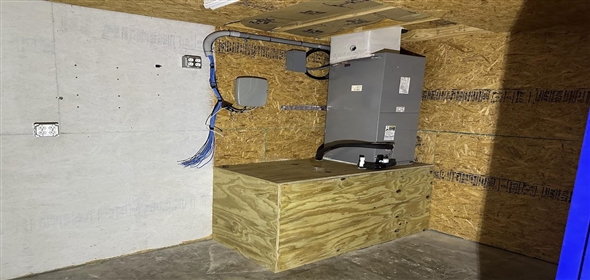 10949 SW 93rd Terrace Ocala Florida, 34481 | Very Clean Warehouse with 2 offices