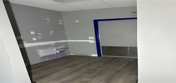 10949 SW 93rd Terrace Ocala Florida, 34481 | Very Clean Warehouse with 2 offices