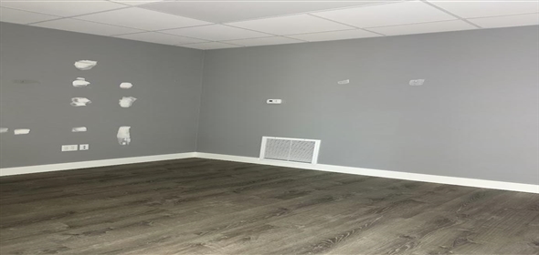 10949 SW 93rd Terrace Ocala Florida, 34481 | Very Clean Warehouse with 2 offices