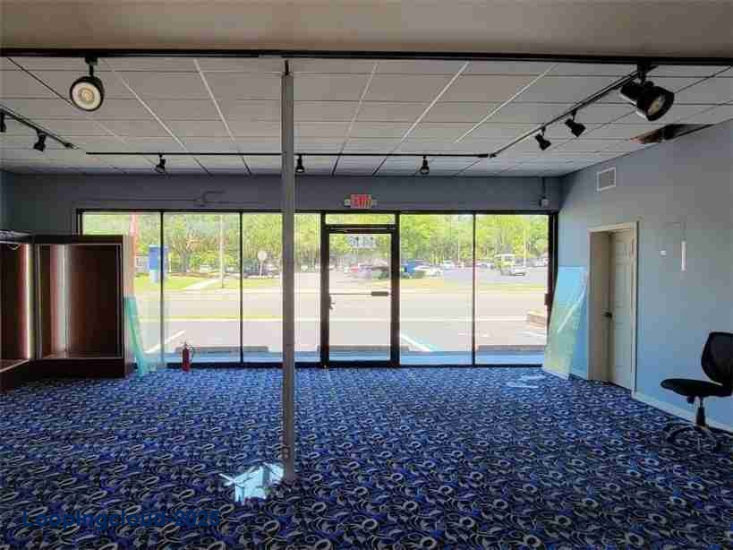 1416 E Silver Springs Blvd, Ocala, FL 34470