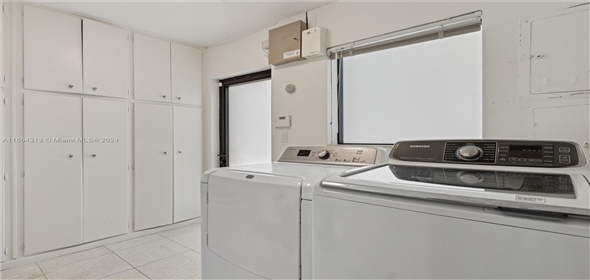 12901 Oleander Rd NORTH MIAMI, FL 33181 North Miami Florida, 33181 | Beautiful Singlefamily