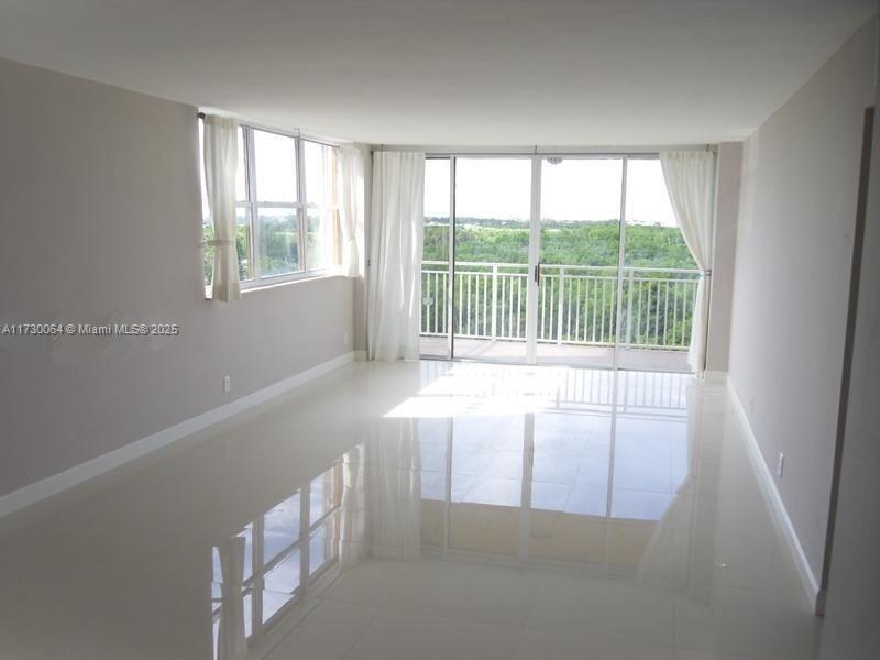 Cozy and Beautiful Condo