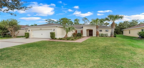 3838 Gulf Shore CIRCLE Kissimmee Florida, 34746 | Beautifully Manteined Home
