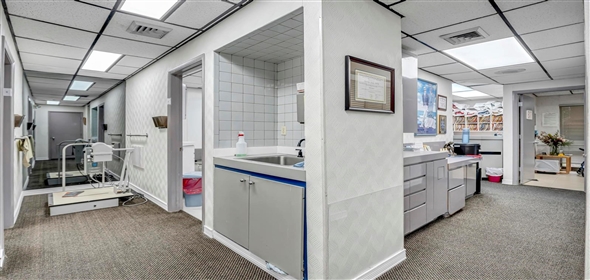 7800 W Oakland Park Blvd # 4B13 Sunrise Florida, 33351 | Beautiful Medical Office