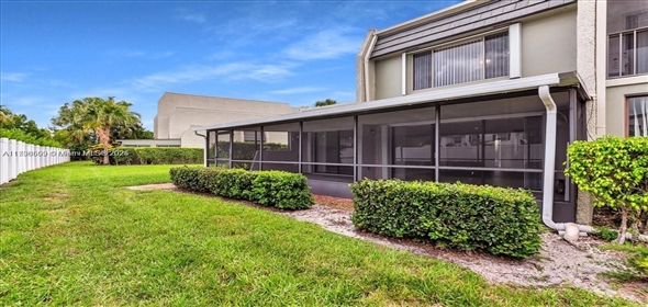 4072 Tivoli Ct Green Acres Florida, 33467 | Beautiful Condo