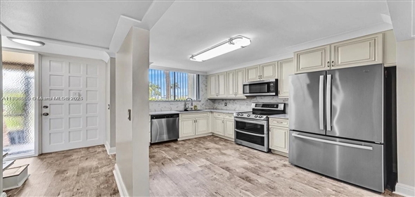 4072 Tivoli Ct Green Acres Florida, 33467 | Beautiful Condo