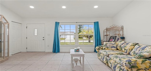 6232 Drucker CIRCLE, PORT CHARLOTTE, FL Port Charlotte Florida, 33981 | Charming Home