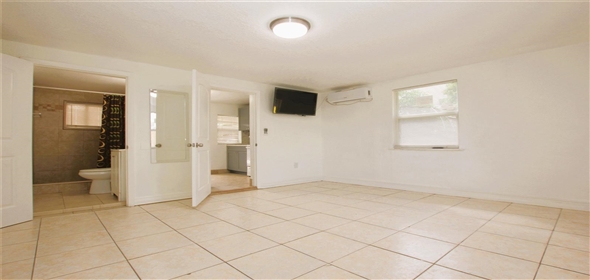 1545 NW 15th Ter Fort Lauderdale Florida, 33311 | Splendid House for Rent