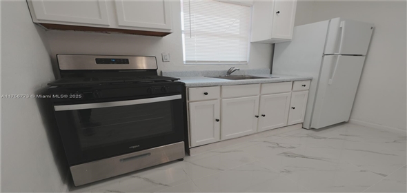 1245 W 24th St # 210 Hialeah Florida, 33010 | Beautiful Apartment