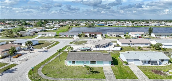 13478 Santa Rosa AVENUE, Port Charlotte Florida, 33981 | Charming Single-Family Home