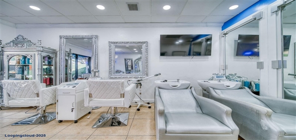 SOUTH MIAMI South Miami Florida, 33143 | Beauty Salon