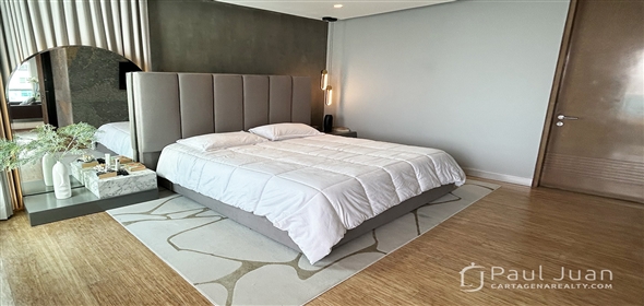 Corner of 12th Avenue and 6th Street.  Bolivar, 130001 | Beautiful apartment