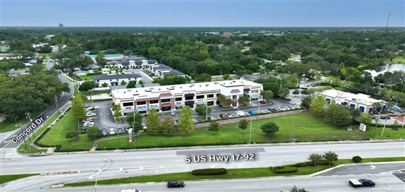 3950 S US HWY 17-92 Casselberry Florida, 32707 | Cambridge Oaks Plaza